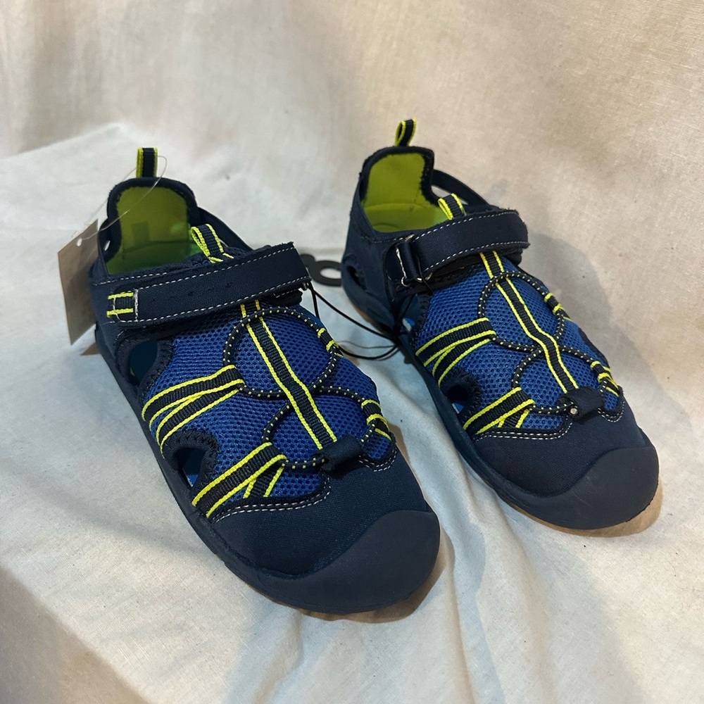 Kids Water Shoes/Sandals